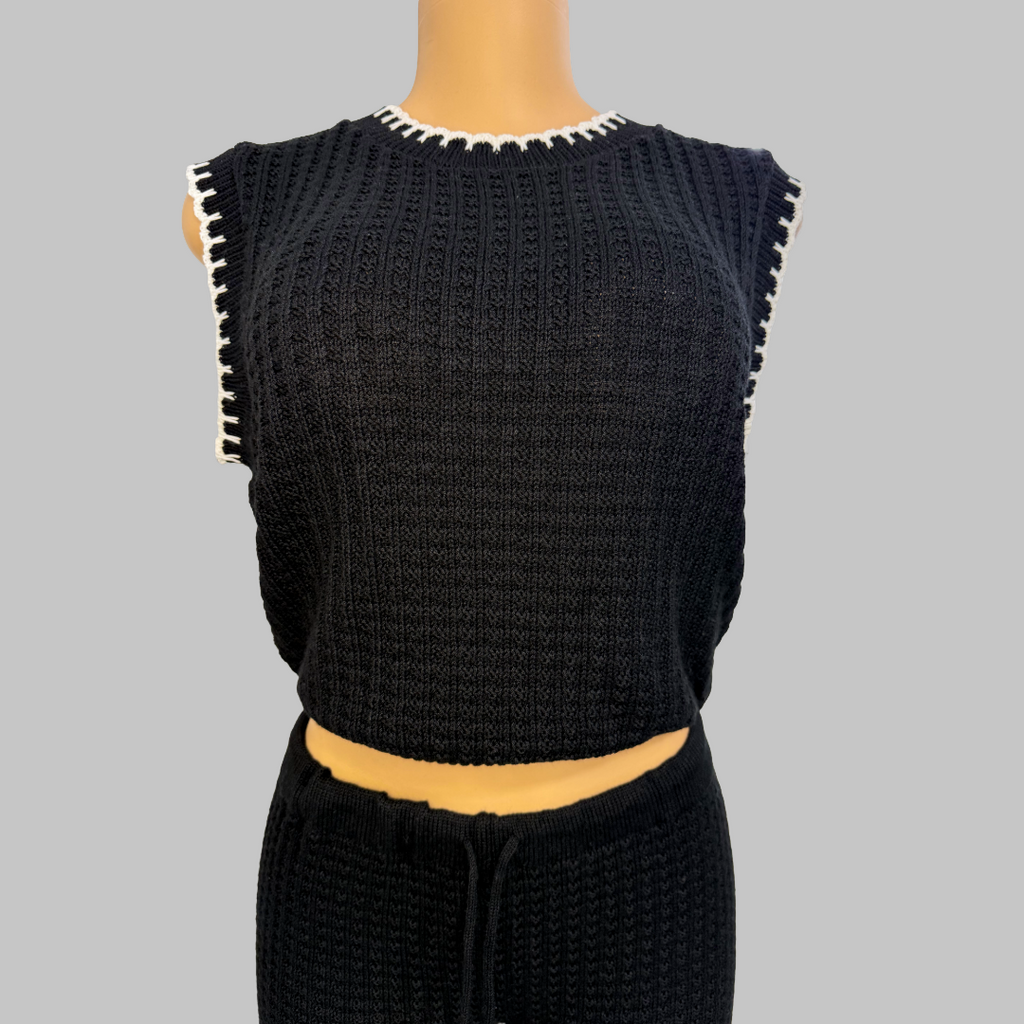Black Two-Piece Set One Size Crop Top & Jogger Pants