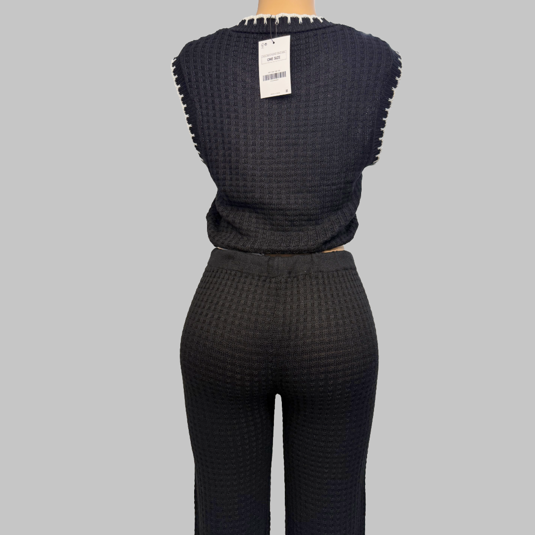 Black Two-Piece Set One Size Crop Top & Jogger Pants