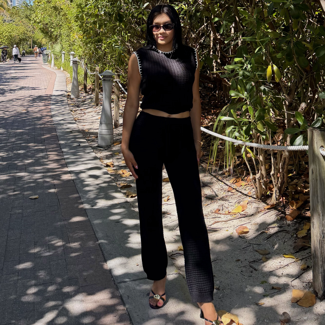 Black Two-Piece Set One Size Crop Top & Jogger Pants